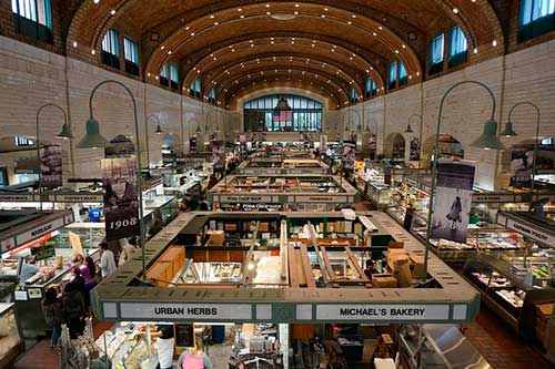 Interior del mercado de Cleveland