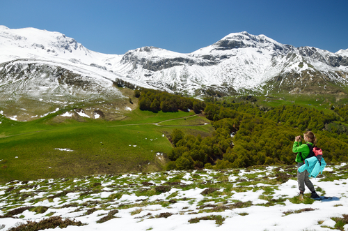 Mujer en los Pirineos