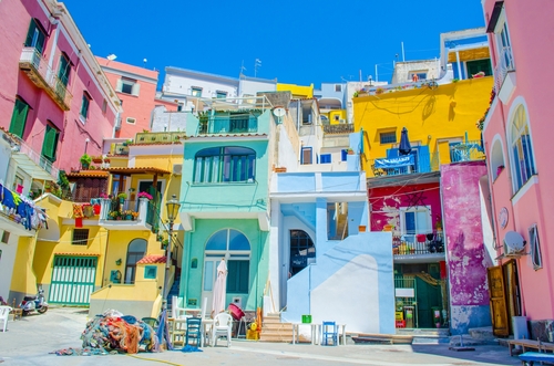 Casas de colores en Procida