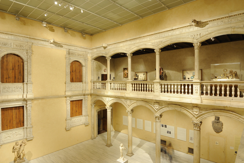 Patio del castillo de Vélez-Blanco, Nueva York - Sean Pavone