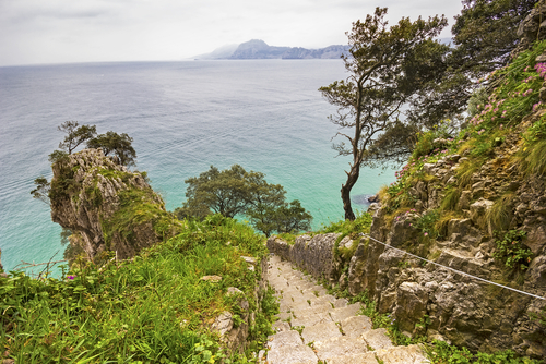Escaleras al Faro el Caballo