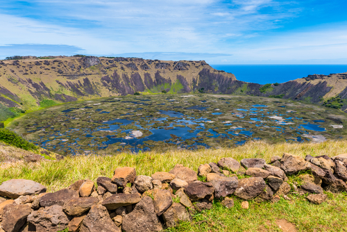 Volcán Ranu Kau en la Isla de Pascua