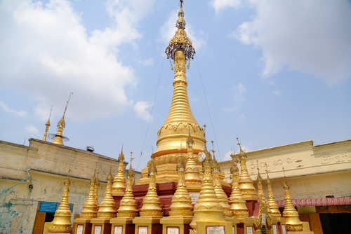 Templo de Taung Kalat