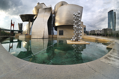 Detalle del Guggenheim en Bilbao