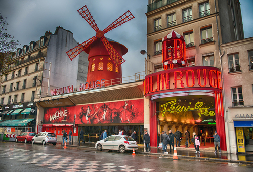 Fachada delMoulin Rouge en Montmartre