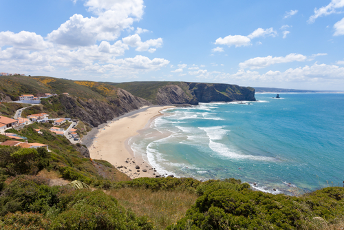 Playa de Arrifana en el Algarve