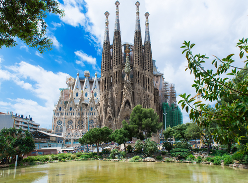 Sagrada Familia, parada del fin de semana en Barcelona 