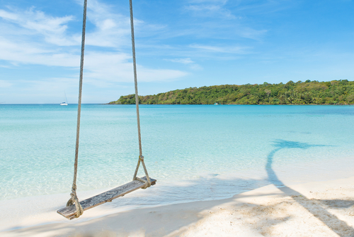 Columpio en la playa