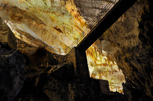 Cueva Postojna en Eslovenia