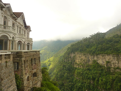 Hotal abandonado El Salto