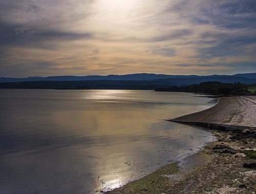 Playa A Torre junto al río Té