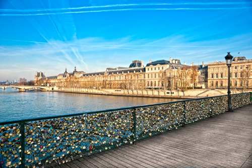 Un paseo por los puentes más románticos de París