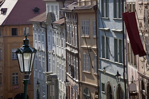 Calle Nerudova en Praga
