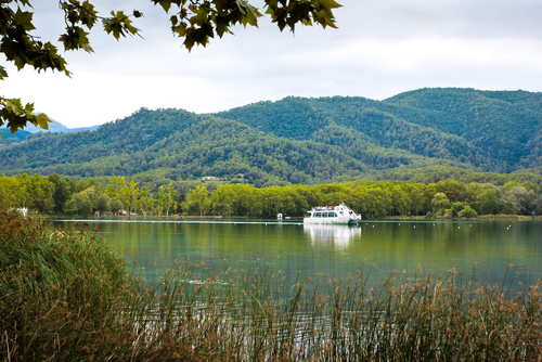 Recorrido por el lago Bañolas