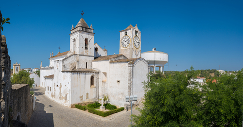 Iglesia do Santa Maria do Castelo en Tavira