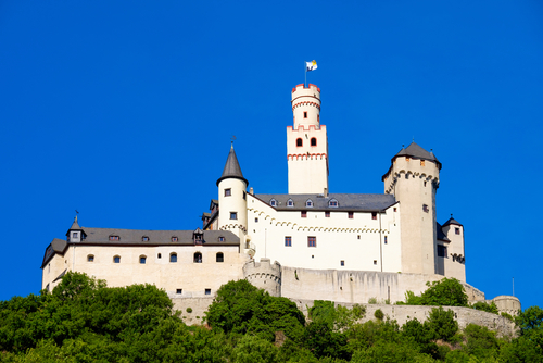Castillo de Marksburg en el Rhin romántico