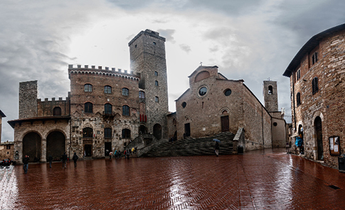 Plaza del Duomo de San Gimignano