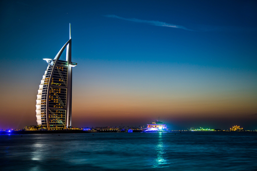 Hotel Burj Al Arab de noche