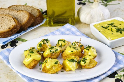 Patatas alioli