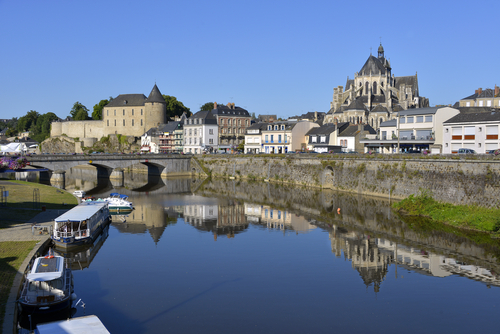 Río Loira en Mayenne