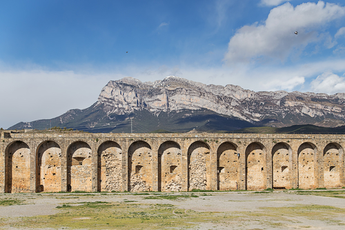 Muralla de Aínsa