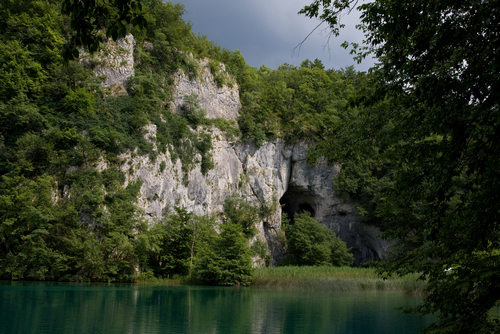 Cueva en Plitvice