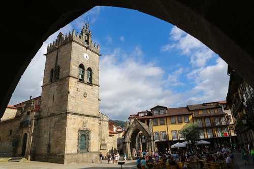 Iglesia de Nuestra Señora de Oliveira en Guimaraes