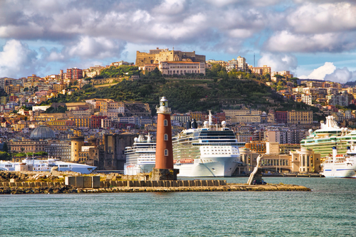 Puerto de Nápoles