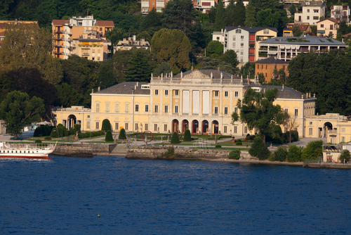 Como