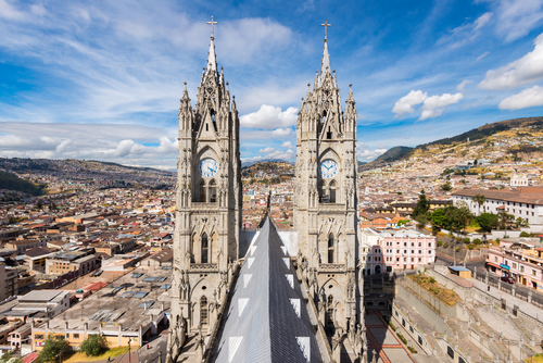 Basílica del Voto Nacional en Quito