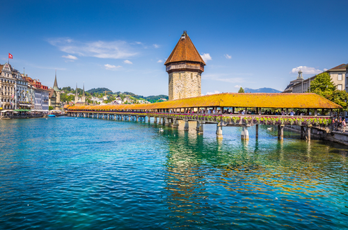 Kapellbrücke en Lucerna