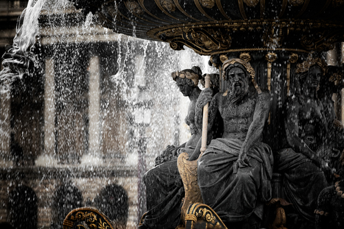 Detalle de la fuente de la plaza de la Concordia