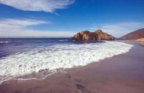 Pfeiffer Beach en Estados Unidos
