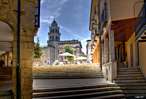Plaza y basílica de Ponferrada