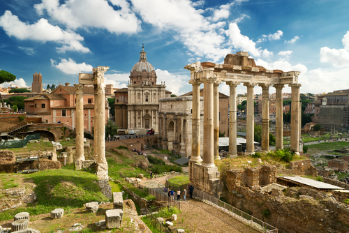 El Foro Romano en la capital italiana, un viaje al pasado