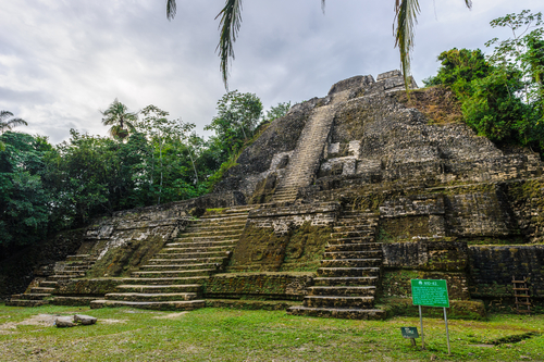 Ruinas de Xunantunich en Belice
