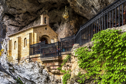 Santuario de Covadonga en Asturias