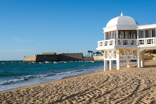 La Caleta en Cádiz, mucho más que una playa urbana