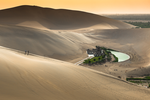 Oasis Yueyaquan en China, un regalo de la naturaleza