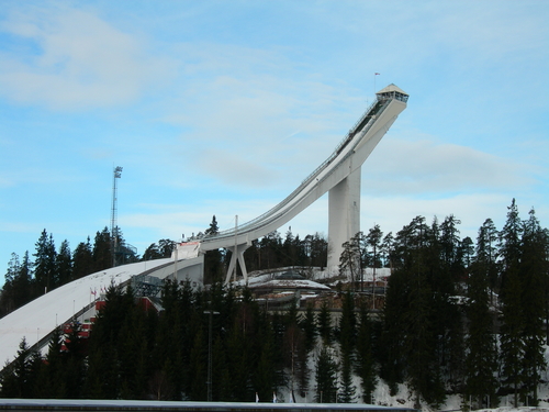 Salto de esquí de Holmekollen en Oslo