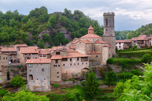 Besalu