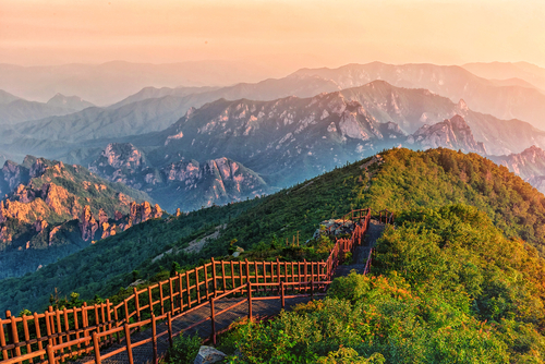 Caminoe ne l monte Bukhansan
