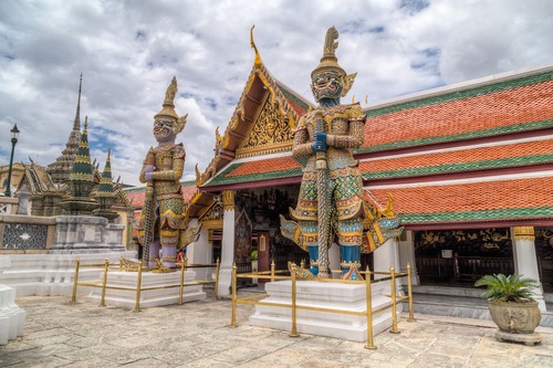 Guardianes en el Gran Palacio de Bangkok