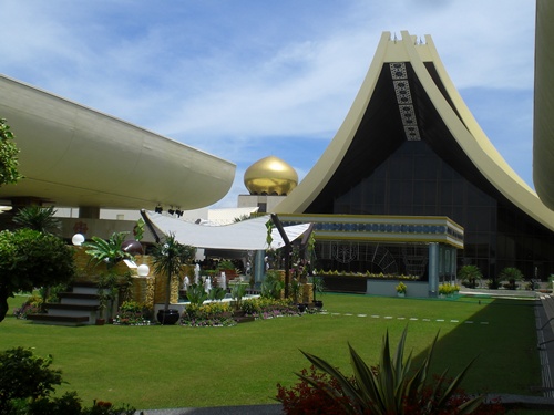 La inmensidad del Palacio de Nurul Iman en Brunei