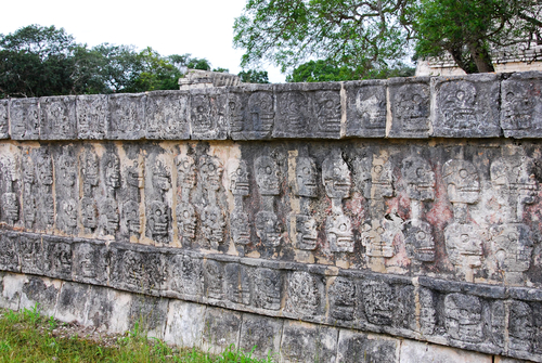 Tzompantli en Chichén Itzá