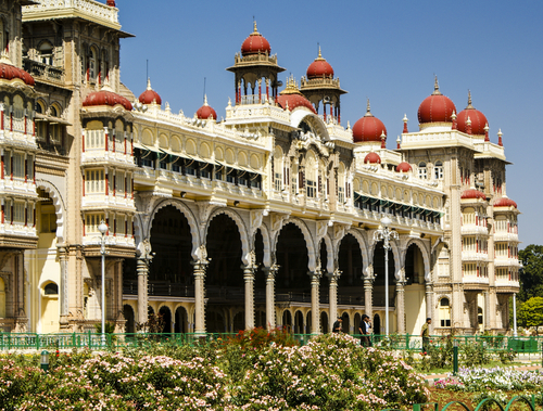 Fachada del palacio de Mysore