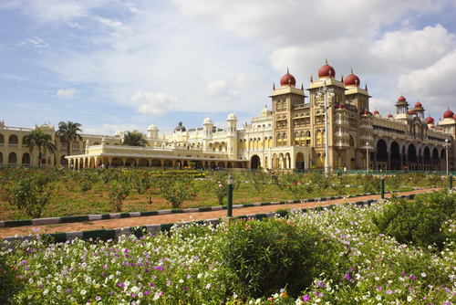 Jardines del palacio de Mysore
