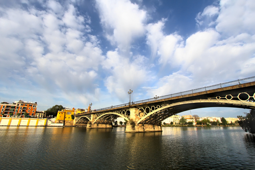 Puente de Triana de Sevilla