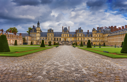 El palacio renacentista de Fontainebleau y sus secretos
