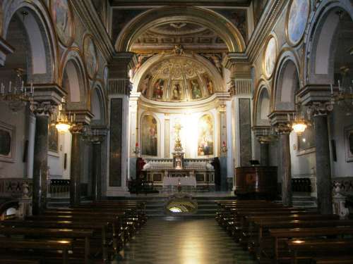 Basílica de San Antonio en Sorrento